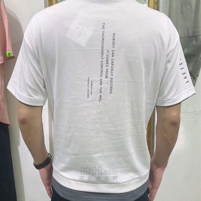 市场上装-T恤-休闲T恤