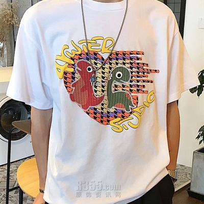 市场上装-T恤-休闲T恤