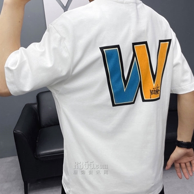 市场上装-T恤-休闲T恤