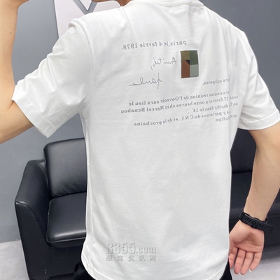 市场上装-T恤-休闲T恤