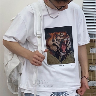 市场上装-T恤-休闲T恤