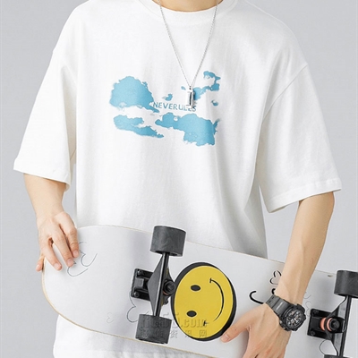 市场上装-T恤-休闲T恤