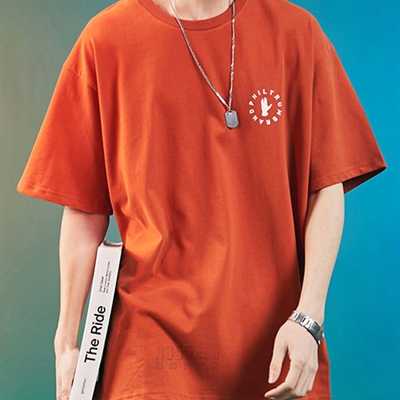 市场上装-T恤-休闲T恤