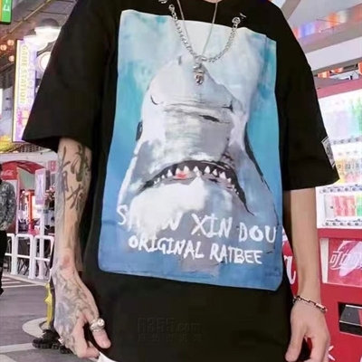 市场上装-T恤-微潮T恤