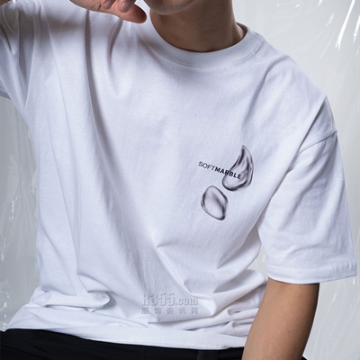 市场上装-T恤-休闲T恤