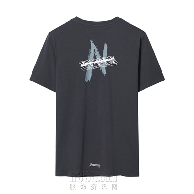 商场品牌-长袖-T恤