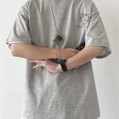 市场上装-T恤-休闲T恤