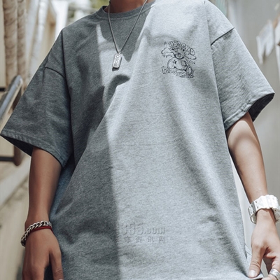 市场上装-T恤-休闲T恤