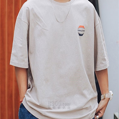 市场上装-T恤-休闲T恤
