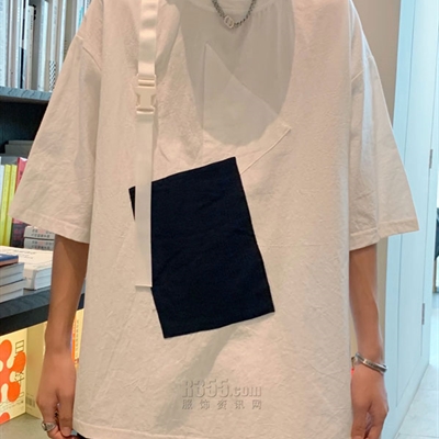 市场上装-T恤-休闲T恤