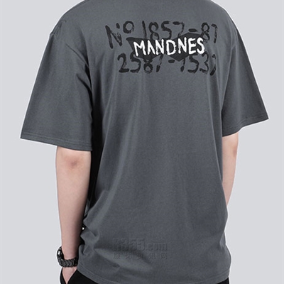 市场上装-T恤-休闲T恤