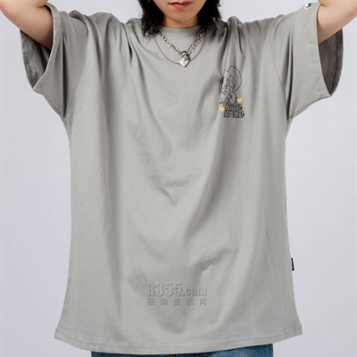 市场上装-T恤-微潮T恤