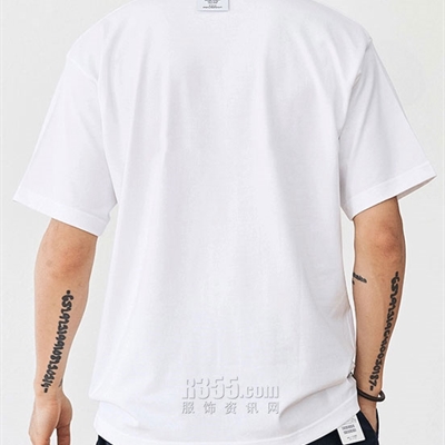 市场上装-T恤-休闲T恤