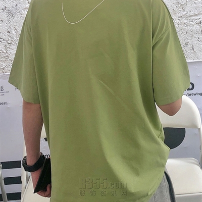 市场上装-T恤-休闲T恤