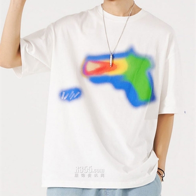 市场上装-T恤-休闲T恤