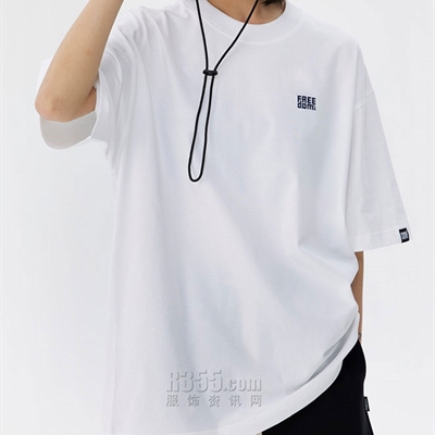 市场上装-T恤-休闲T恤