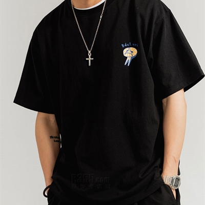 市场上装-T恤-休闲T恤