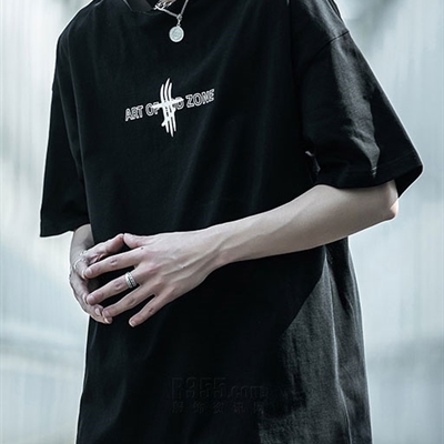 市场上装-T恤-休闲T恤