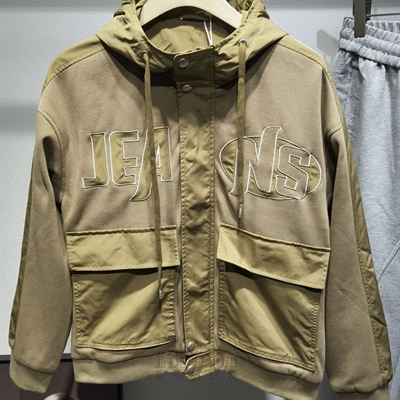 市场上装-夹克-休闲夹克【实拍】