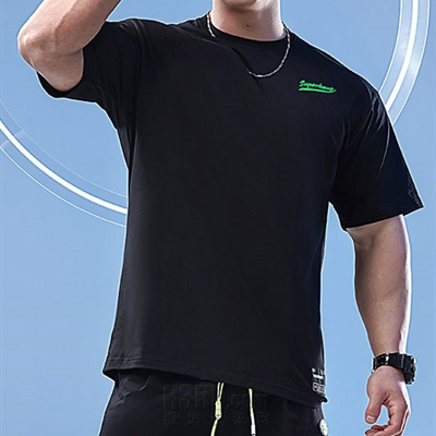 运动品牌-T恤-男运动T恤