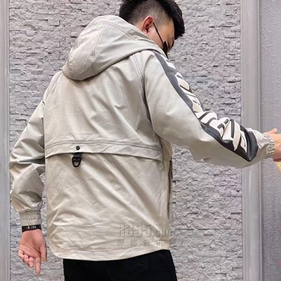 市场上装-夹克-休闲夹克