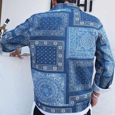 市场上装-夹克-休闲夹克