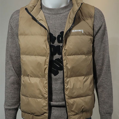 市场上装-马夹-休闲马夹