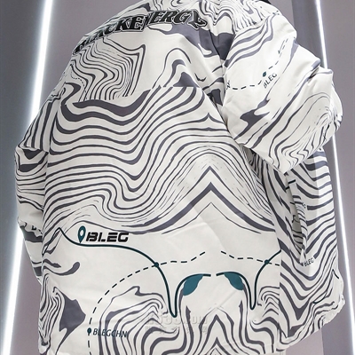 市场上装-棉衣/羽绒服-微潮棉服