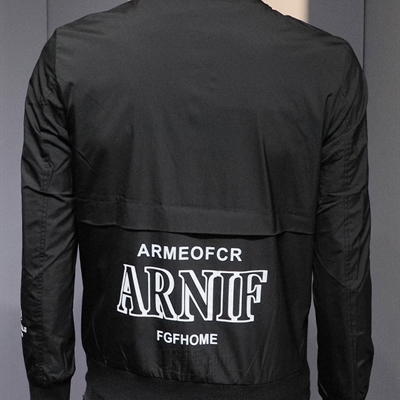 市场上装-夹克-休闲夹克