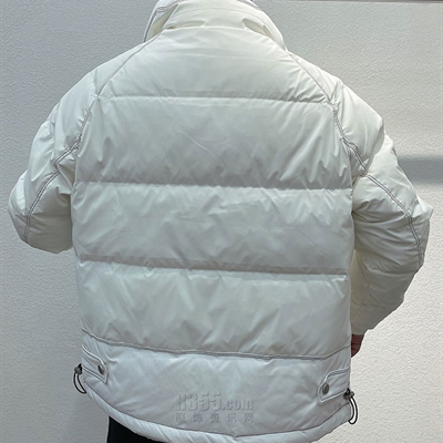 市场上装-棉衣/羽绒服-休闲棉服