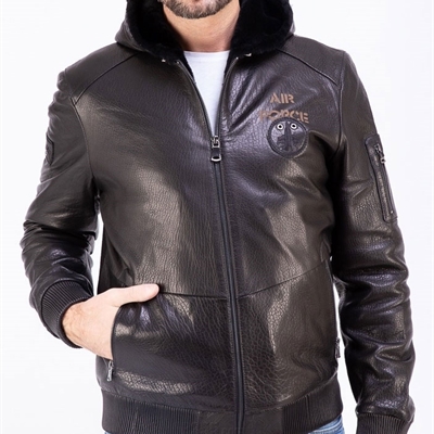 市场上装-皮衣-商务皮衣