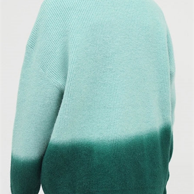 市场上装-毛衫-休闲毛衫
