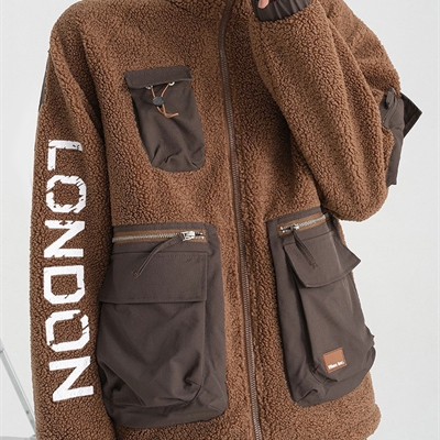 市场上装-夹克-休闲夹克