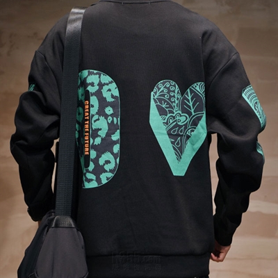 市场上装-卫衣-微潮卫衣