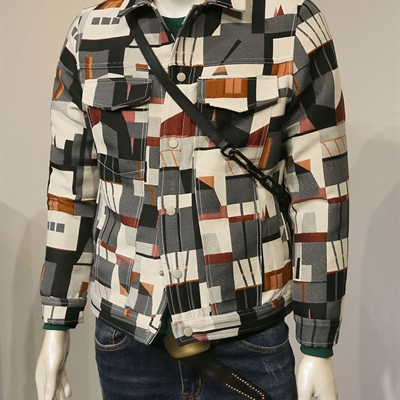 市场上装-夹克-休闲夹克