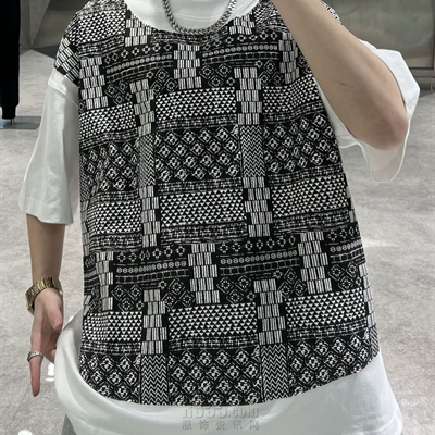 市场上装-T恤-微潮T恤