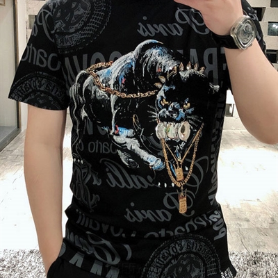 市场上装-T恤-欧货T恤