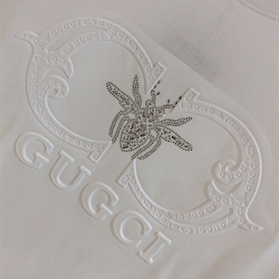 市场上装-T恤-欧货T恤