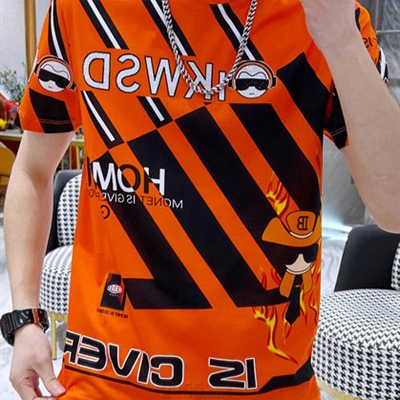 市场上装-T恤-欧货T恤