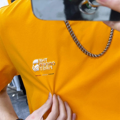 市场上装-T恤-欧货T恤