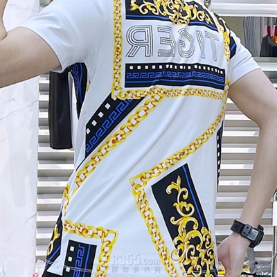 市场上装-T恤-欧货T恤