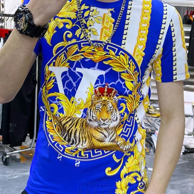 市场上装-T恤-欧货T恤