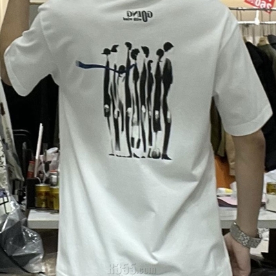 市场上装-T恤-休闲T恤