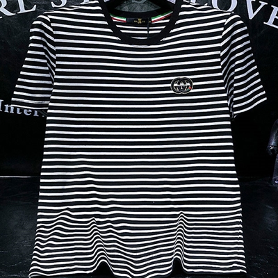 市场上装-T恤-欧货T恤