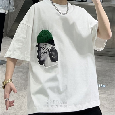 市场上装-T恤-微潮T恤