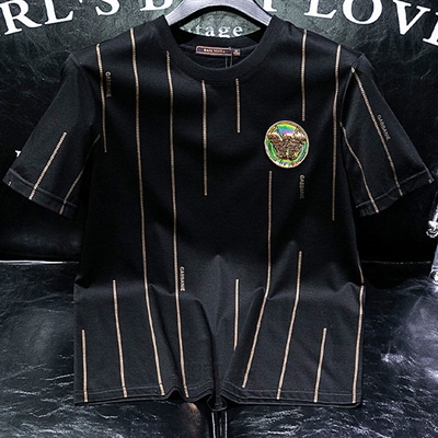 市场上装-T恤-欧货T恤