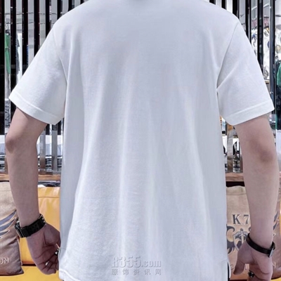 市场上装-T恤-欧货T恤