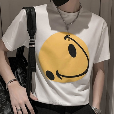 市场上装-T恤-休闲T恤