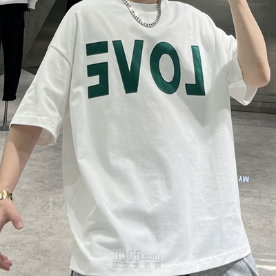 市场上装-T恤-休闲T恤