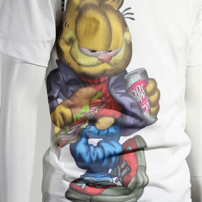 市场上装-T恤-休息T恤